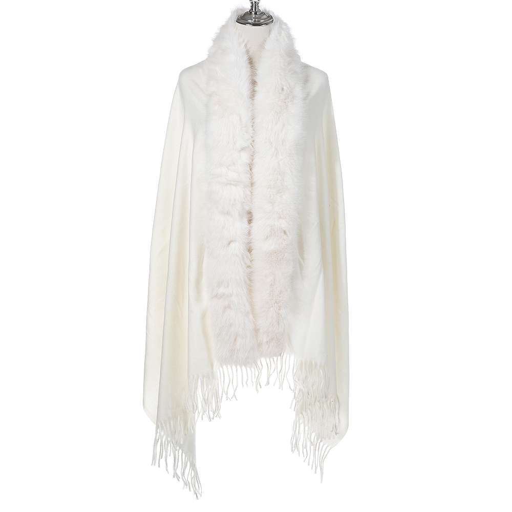 Poncho & Mantel